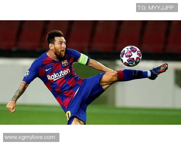 足球明星重伤引发广泛关注 多方讨论对职业生涯的影响及未来挑战